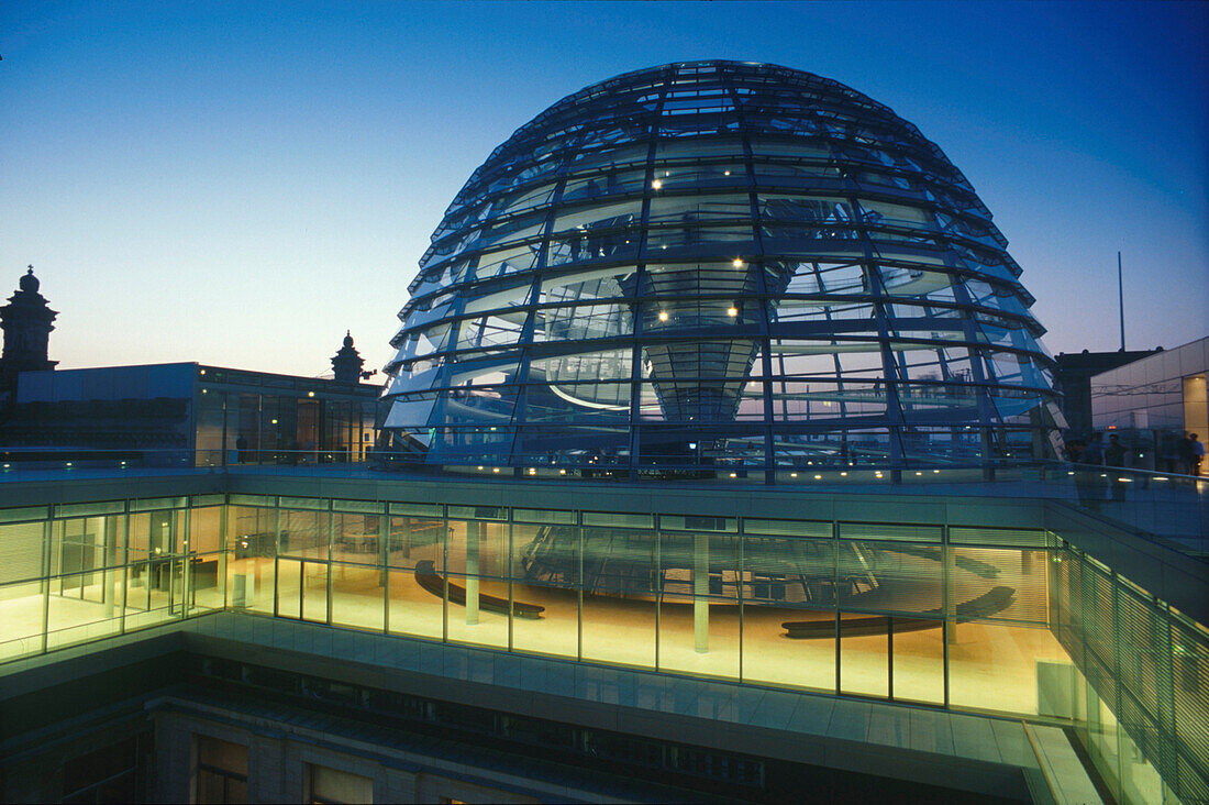 Reichstag, Glaskuppel von Norman Foster Berlin, Deutschland