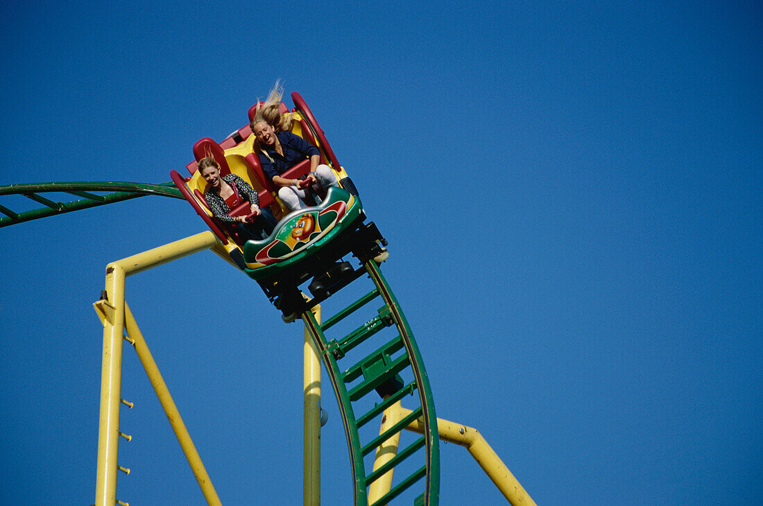 Kirmes, Achterbahn, Düsseldorf Nordrhein-Westfalen