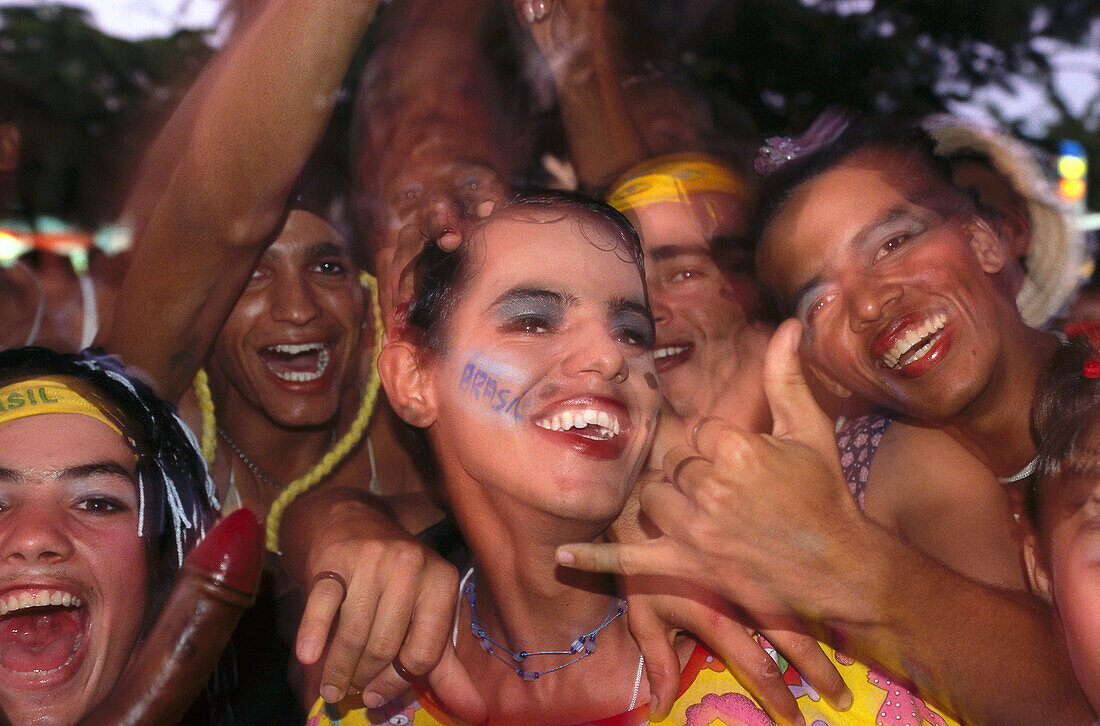 Drag Queen Party, Lachende Transvestiten, Brasilien, Südamerika