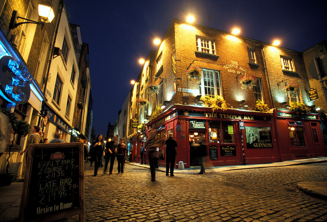 Temple Bar Destrict nachts, Dublin, Ireland
