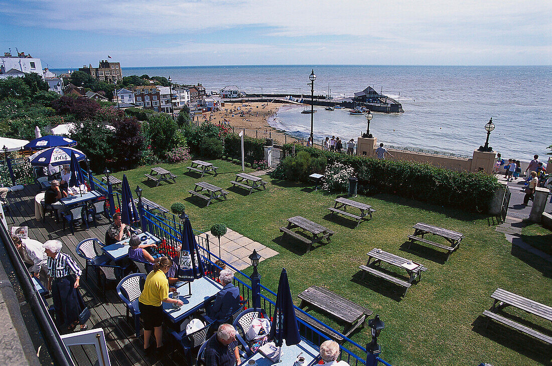 Albion Hotel Terrace, Broadstairs, Kent England