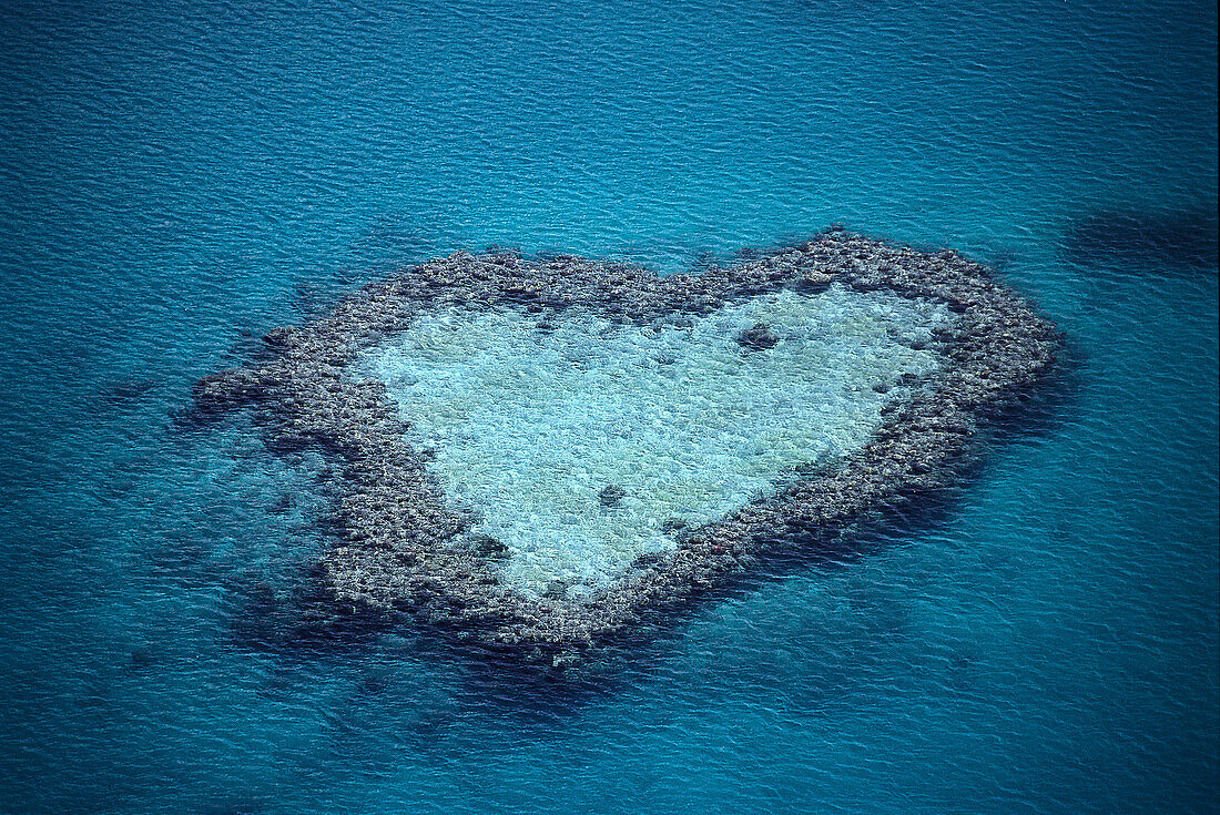 Aerial Photo, Heart-Shaped Reef, Great Barrier Reef Queensland, Australia