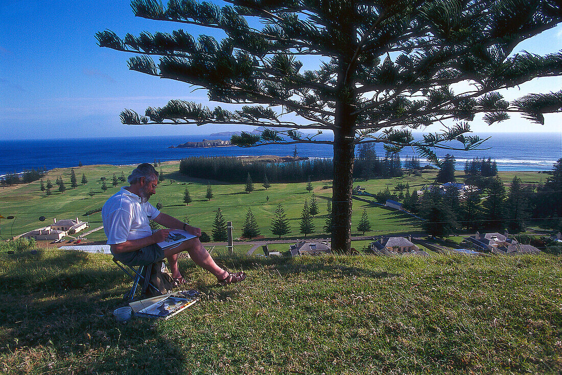 Artist Ron Stannard at Queen, Elizabeth Lookout, Kingston Norfolk Island, Australia