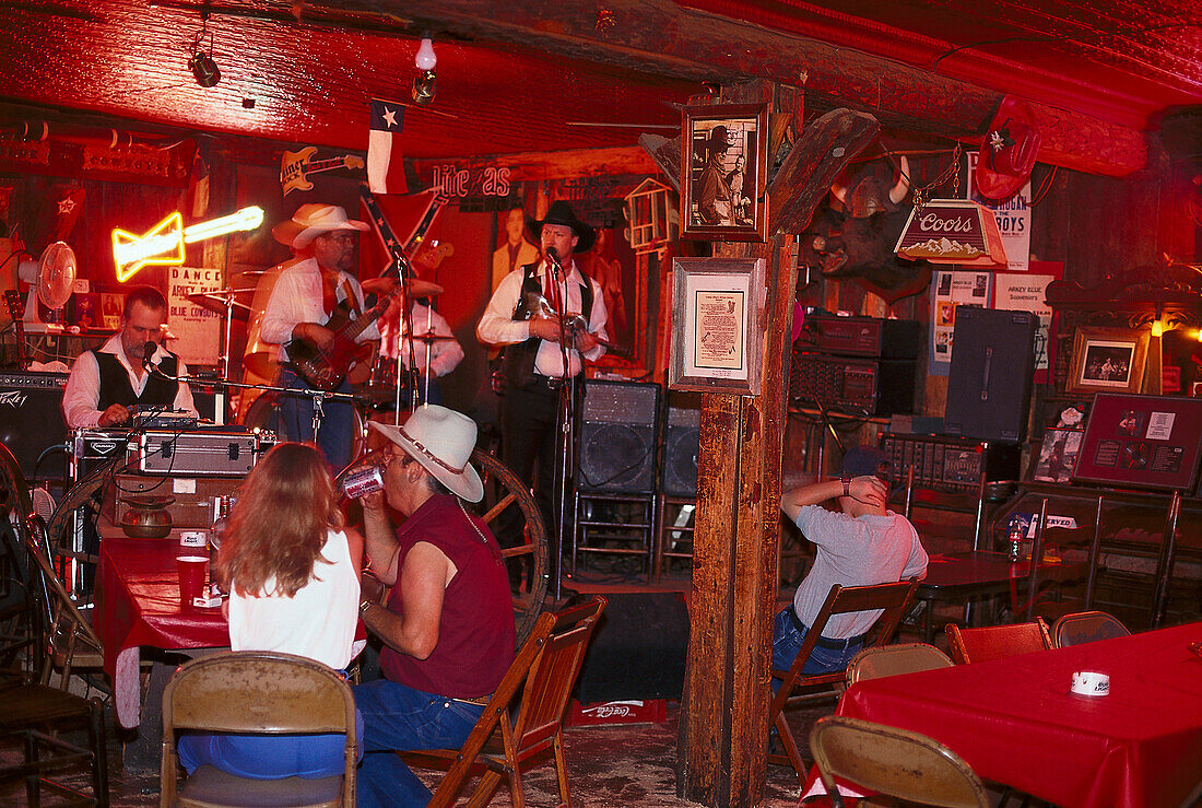 Arkey Blue' s Silver Dollar Bar, Bandera, Texas USA