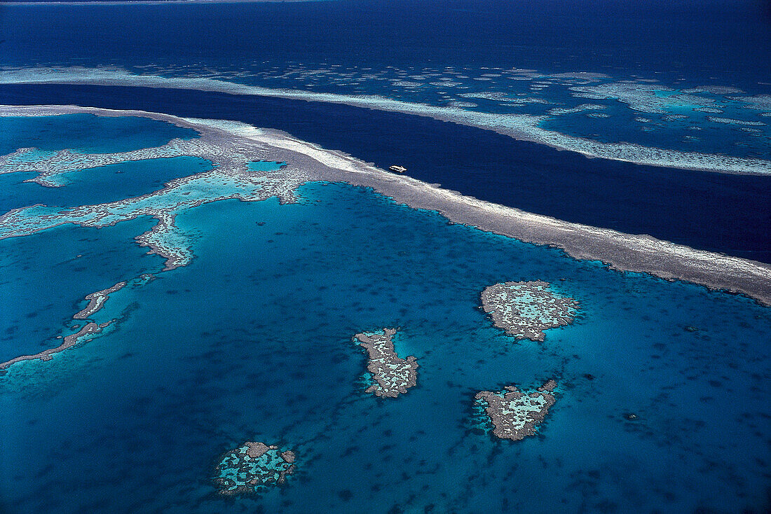 Luftaufnahme von Hardy Reef, Great Barrier Reef, Queensland, Australien