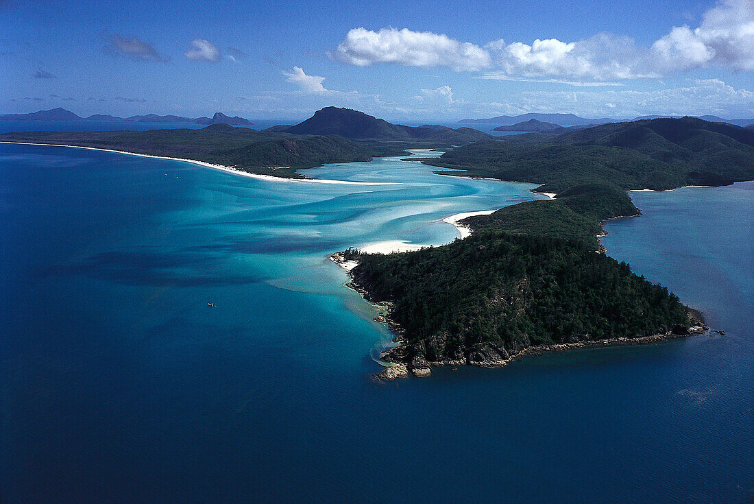 Aerial Photo, Whitsunday Island Queensland, Australia