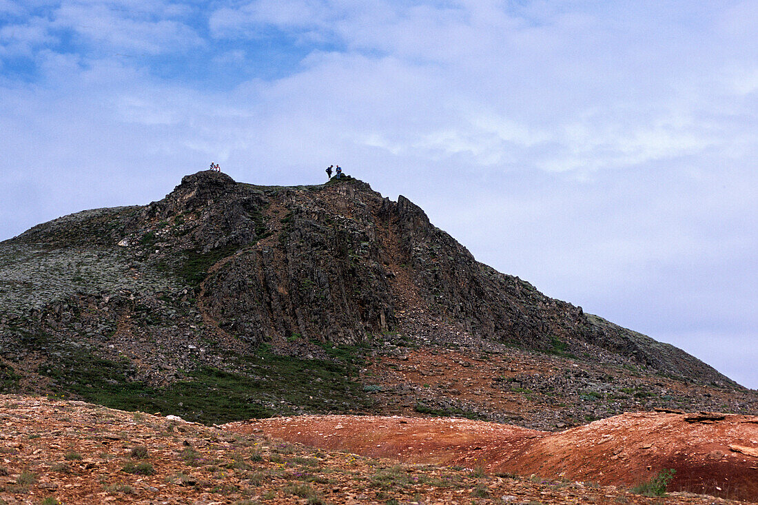 Kletterer auf dem Kegel des Vulkans, Geysir, Island