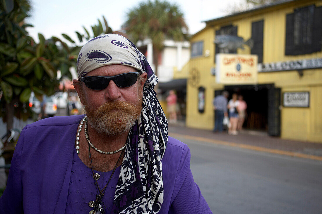 Local artist with a hairdress and sunglasses, Key West, Florida Keys, Florida, USA