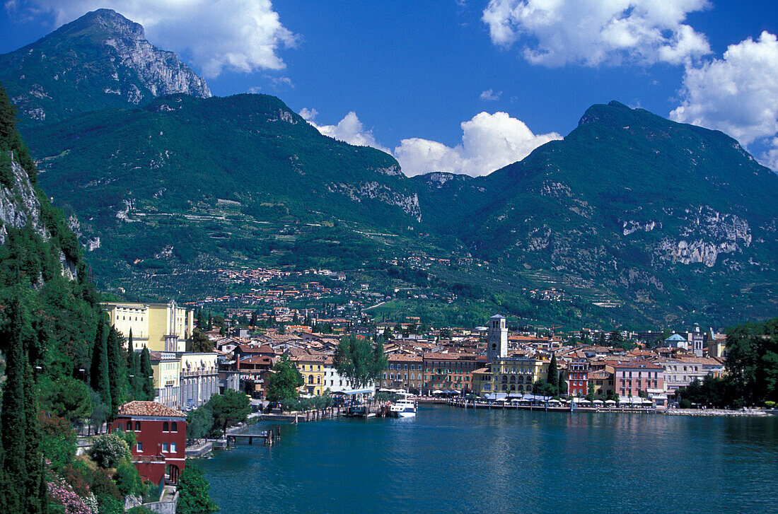 Vire of the city and mountains, Riva del Garda, Lake Garda, Trentino, Italy