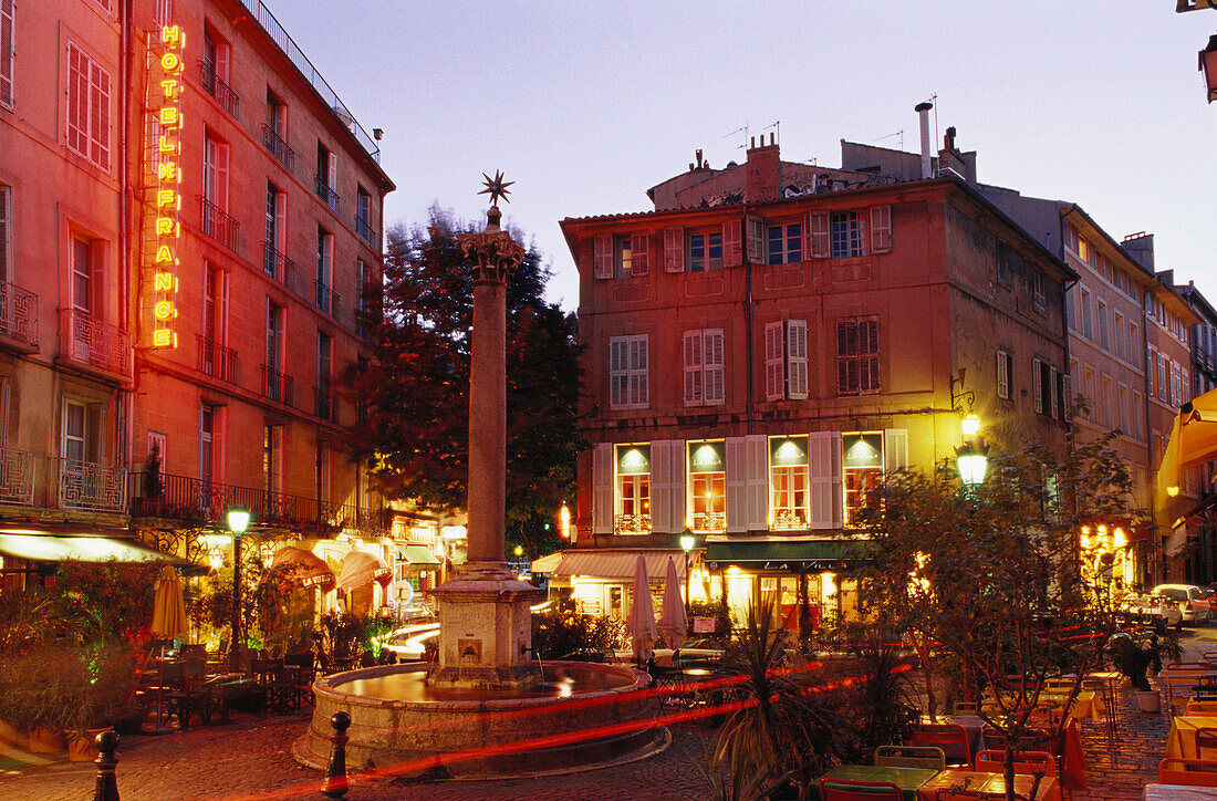 Place des Augustins, Aix-en-Provence, Bouches-du-Rhone Provence, Frankreich