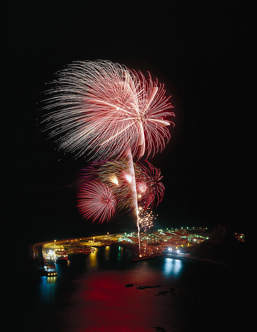 Feuerwerk, Puerto de las Nieves, Gran Canaria, Kanarische Inseln, Spanien