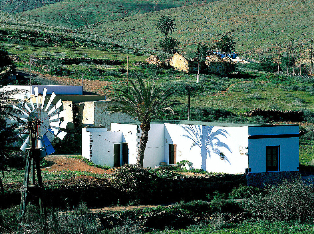 Wind wheel, Agua de Bueyes, Fuerteventura, Canary Islands, Spain