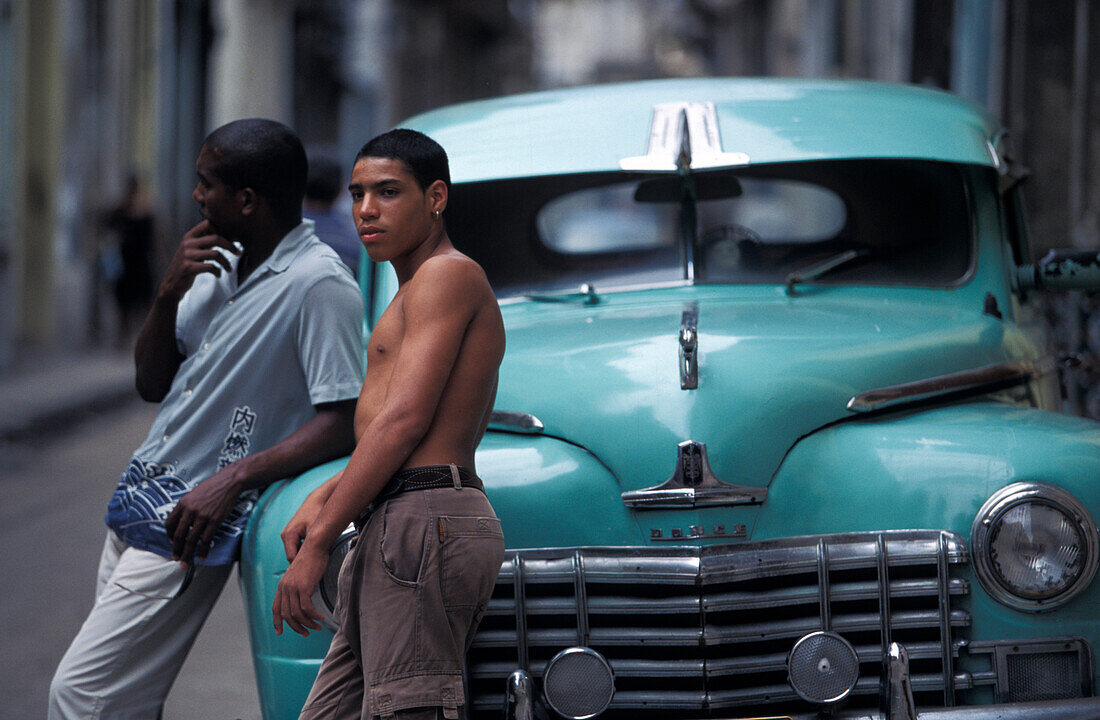 Friends & Oldtimer, Old Havana Cuba, Caribbean
