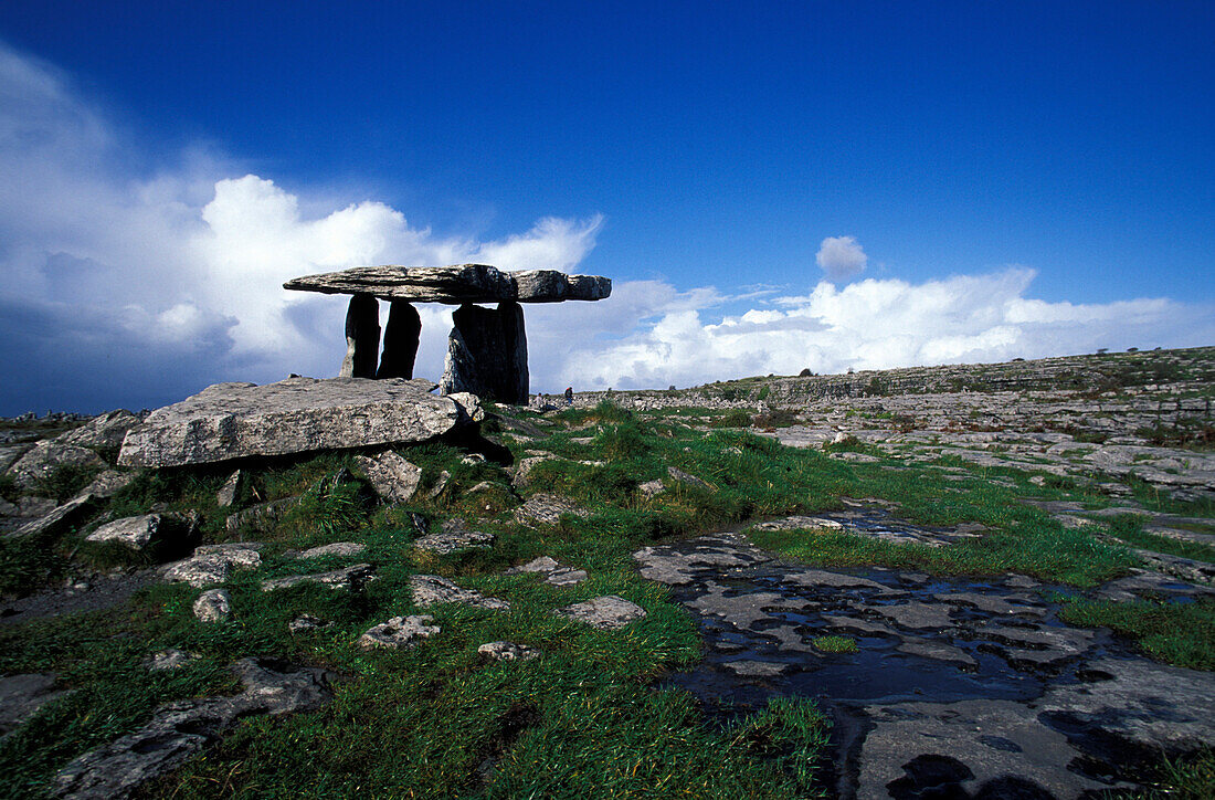 Poulnabrone Dolmen under blue sky, Burren, County Clare, Ireland, Europe