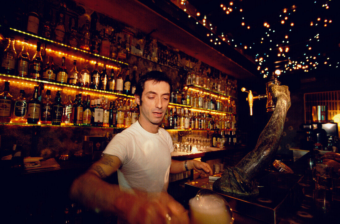 Bar Keeper Barcelona, A barkeeper with beer at Pitin Bar in Old Town, Born, Barcelona, Catalonia, Spain