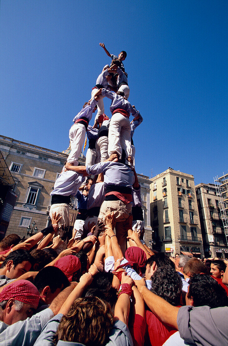 Castellers, Menschenpyramide, Festa de la Merce, Placa St. Jaume, Barcelona, Katalonien, Spanien
