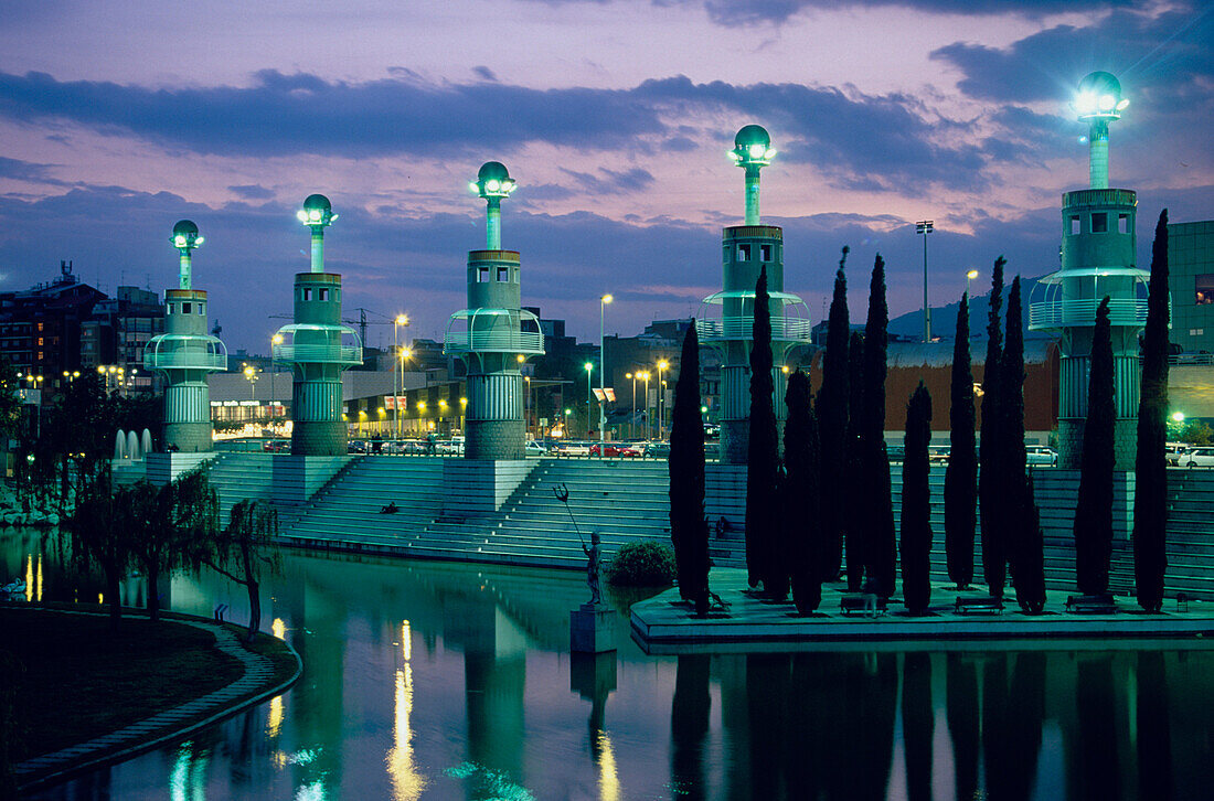 Parc de L' Espanya International at night, Barcelona, Catalonia, Spain