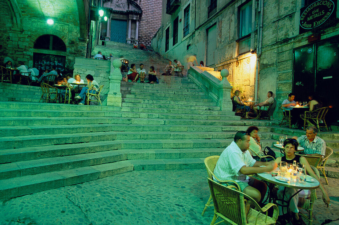Restaurant Street Cafe Girona, Restaurant in Old Jewish Quarter, El Call, Girona, Costa Brava, Catalonia, Spain