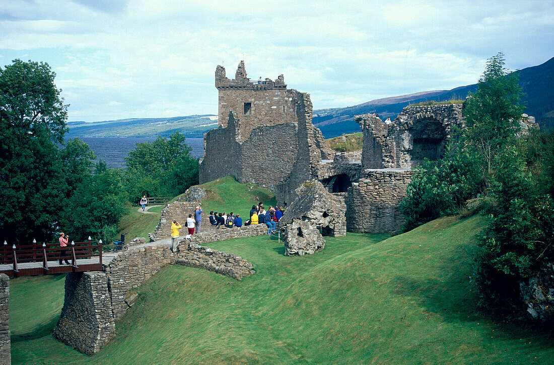 Castle Urquart, Loch Ness, Ivernesshire, Highlands Scotland, Großbritannien