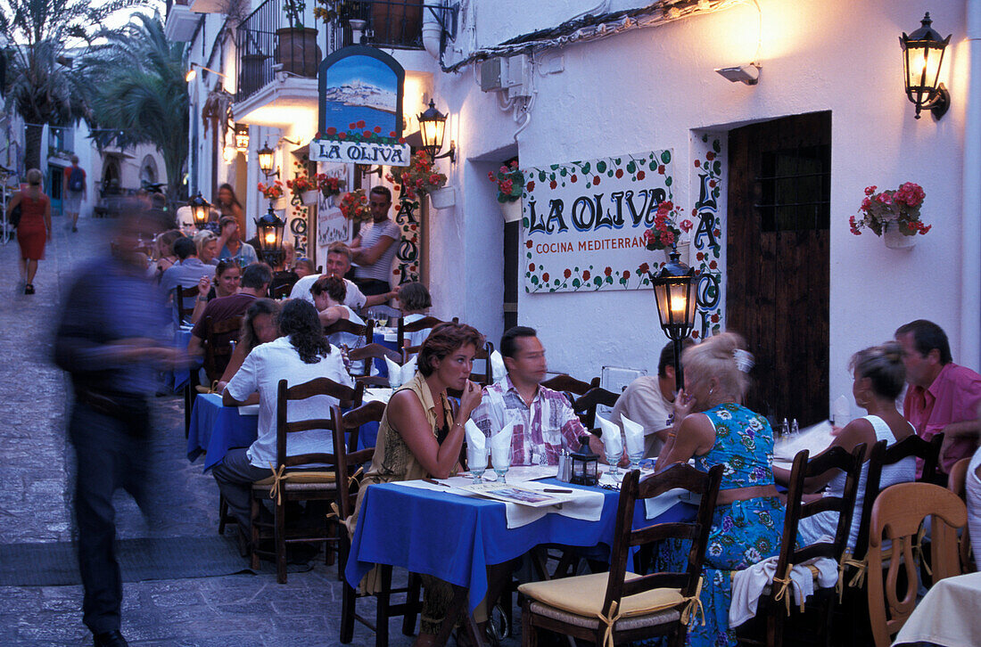 Restaurant La Oliva, Dalt Vila, Ibiza Stadt, Ibiza Balearen, Spanien