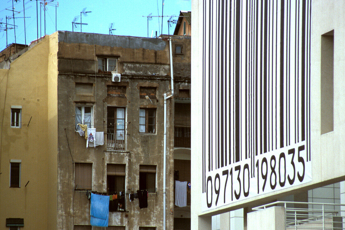 Macba Art Museum, El Raval, Barcelona, Spain