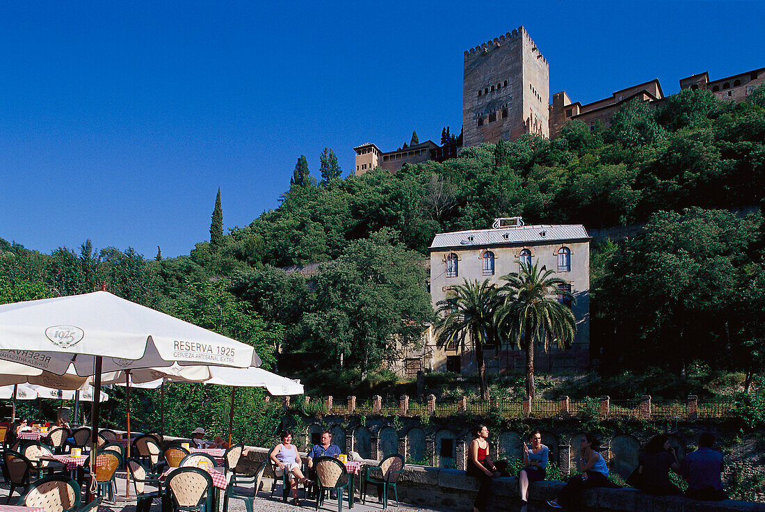 Paseo de los Tristes, Restaurant, Alhambra, Granada Andalusia, Spain