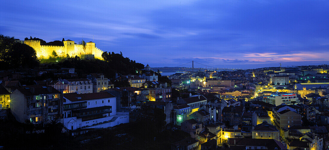 Miradouro da Graca, Castelo Sao Jorge, Bruecke des 25.April, Baixa Lissabon, Portugal