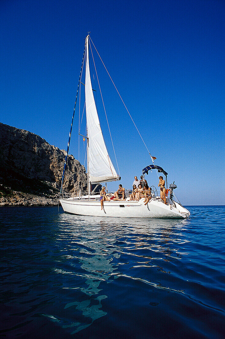 Sailing, Cala Vall de Boca, Cabo Formentor Majorca, Spain