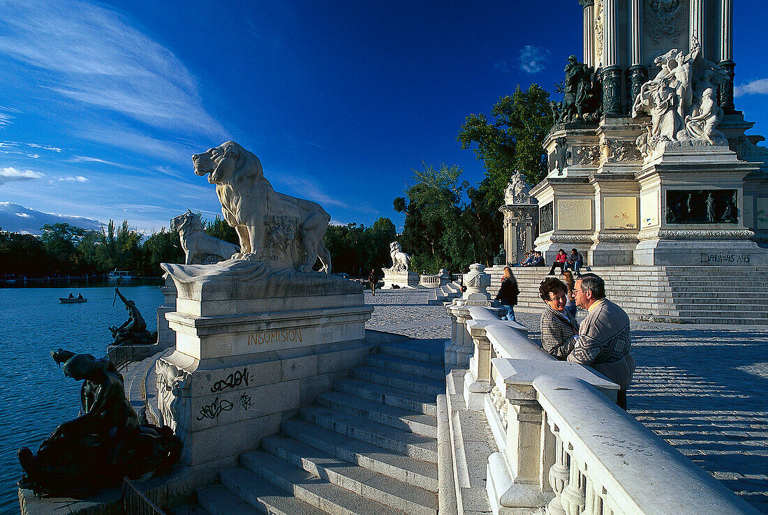 Monument für Alfonso XII, Retiro Park, Madrid, Spanien