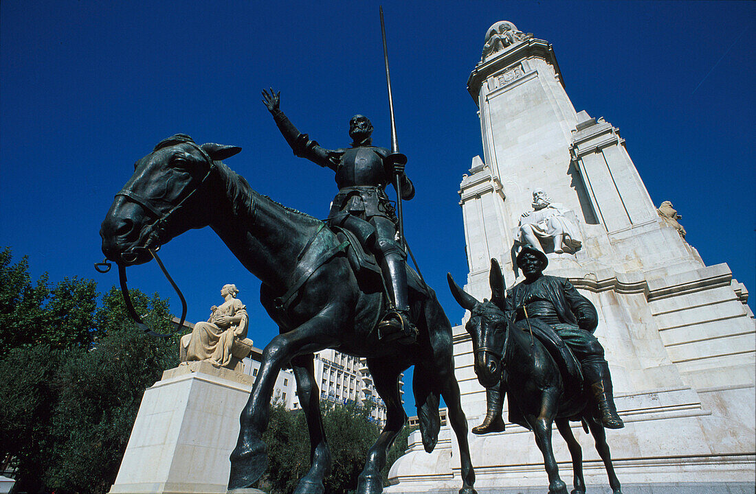 Cervantes-Denkmal, Plaza de Espana, Madrid, Spanien Europa