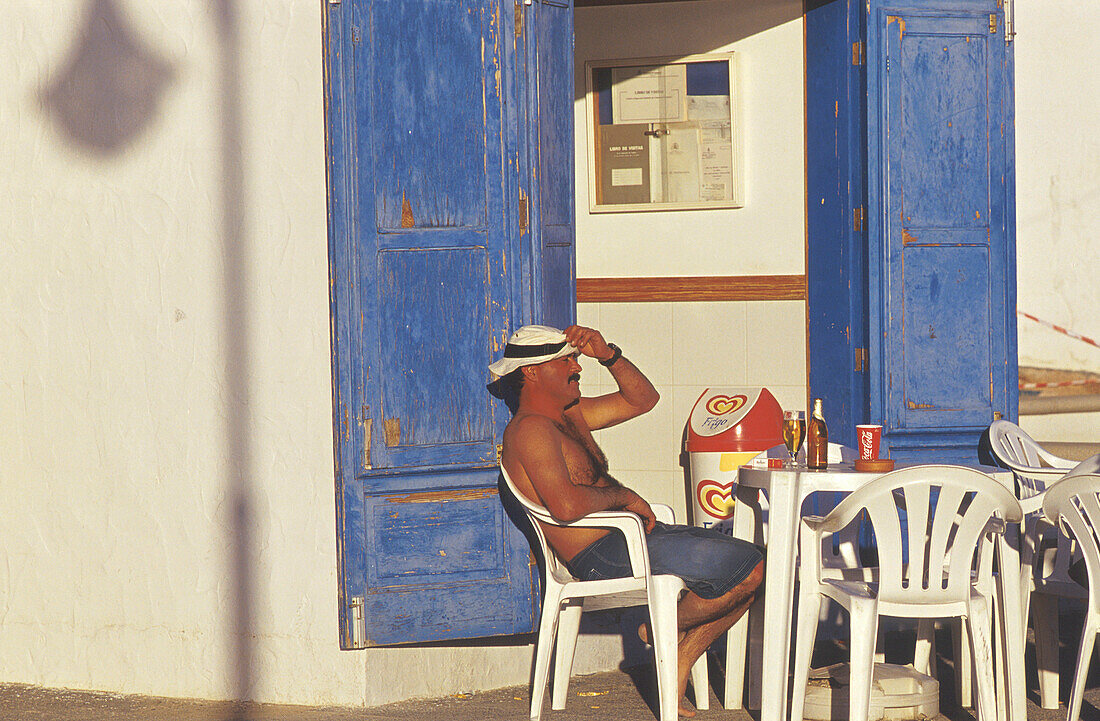 Cafeteria El Chiringuito, Caleta del Sebo, La Graciosa, Kanarische Inseln, Spanien, vor Lanzarote