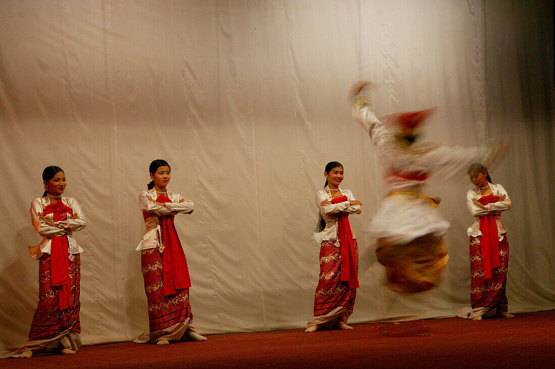 Classical, traditional Burmese dance, Traditionelle, klassischer burmesischer Tanz
