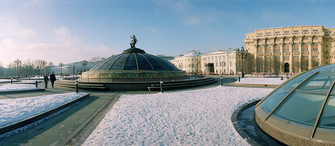 Der Manezh Platz an einem Wintertag, Moskau, Russland