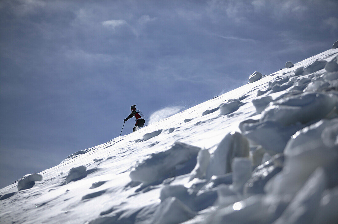 Skifahrer auf Rettenbachferner, Sölden, Ötztal, Österreich