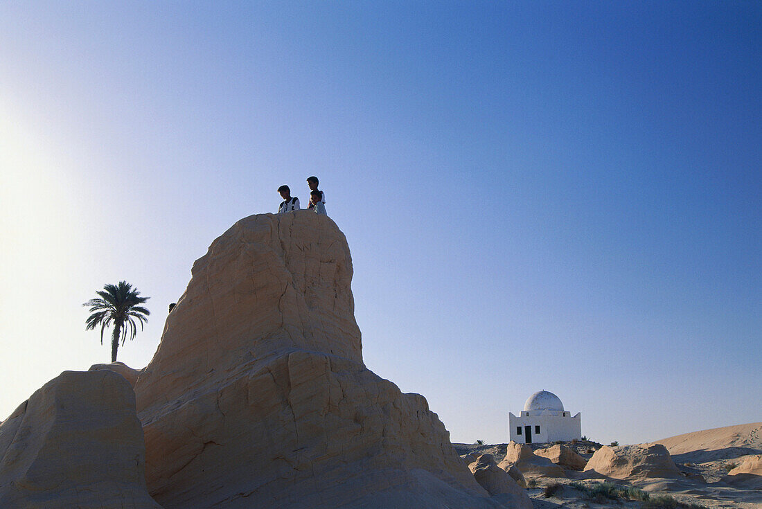 Sandstone formations in the desert, Marabout near Mansoura, Tunesia, Africa