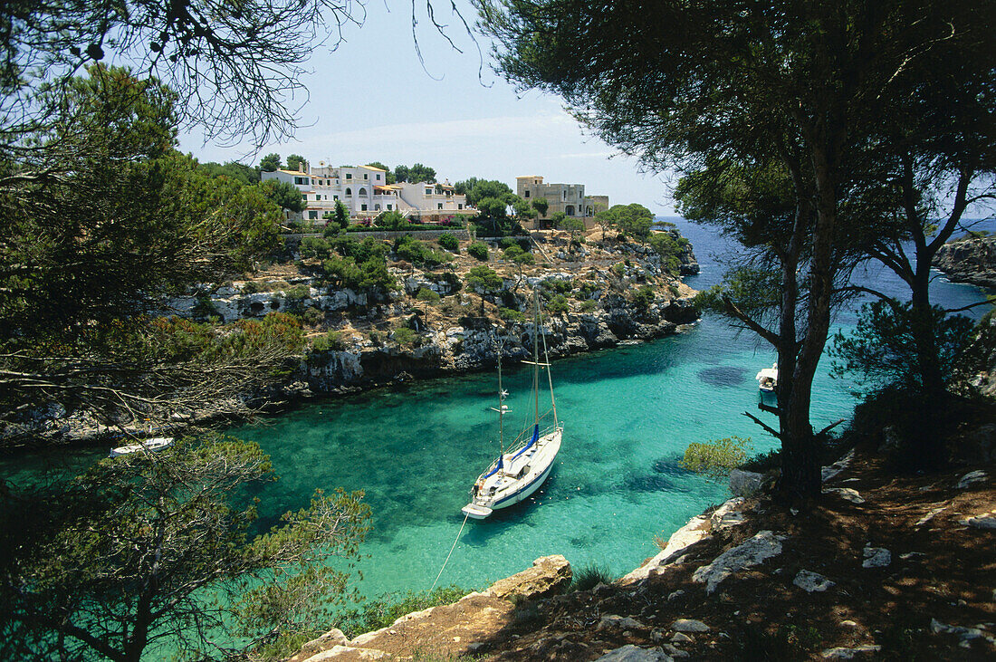 Bucht Cala Pi mit Segelboote, Südwest Küste, Mallorca, Balearen, Spanien, Europa