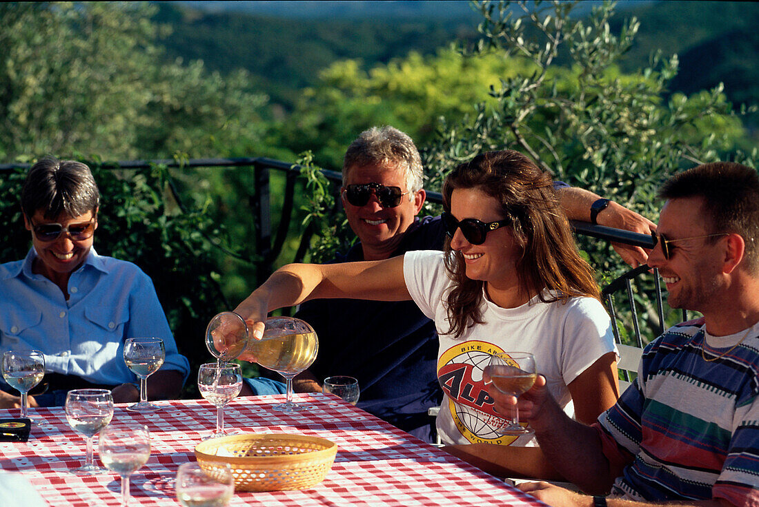 Weinlokal, Murlo, Toskana Italien