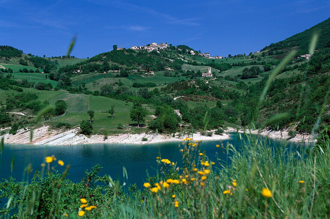 Lago di Fiastra See, Monti Sibillini Nationalpark, Italien