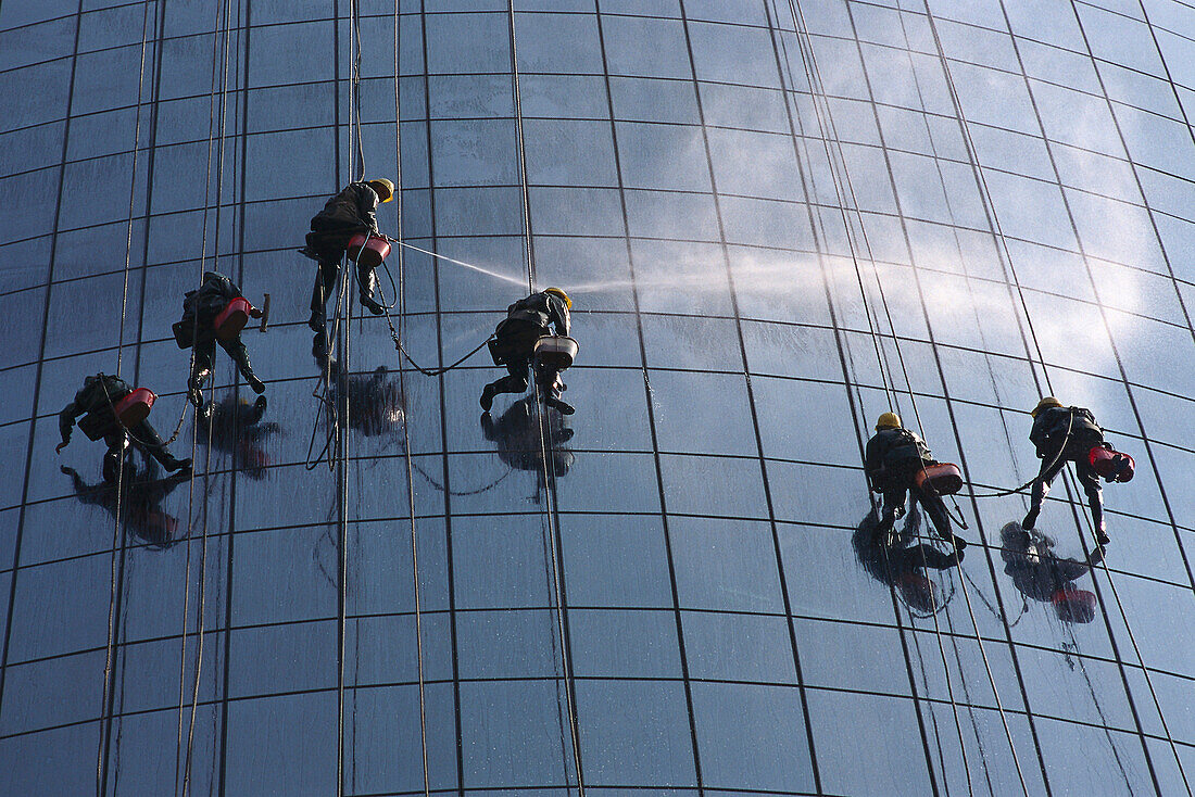 Cleaning, Glass facade in Shenzen, Hongkong China