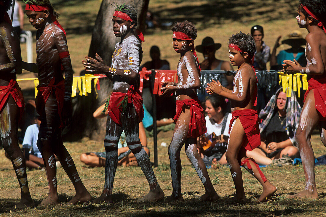 Kuranda Tanzgruppe von Queensland, Aborigine, Laura Dance Festival, Tanzfest der Aborigines, Kap York Halbinsel, Queensland, Australien