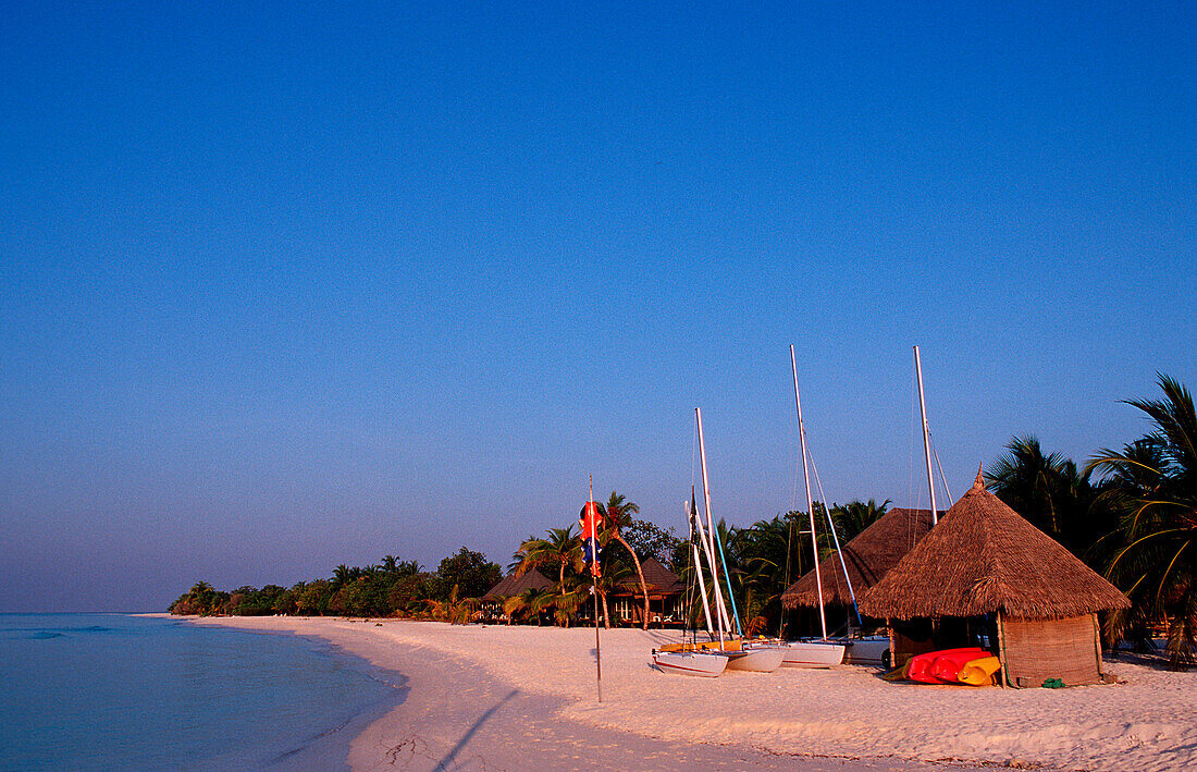 Malediveninsel Kuredu, Strand, Maldives island Kur, Maldives island Kuredu, Beach
