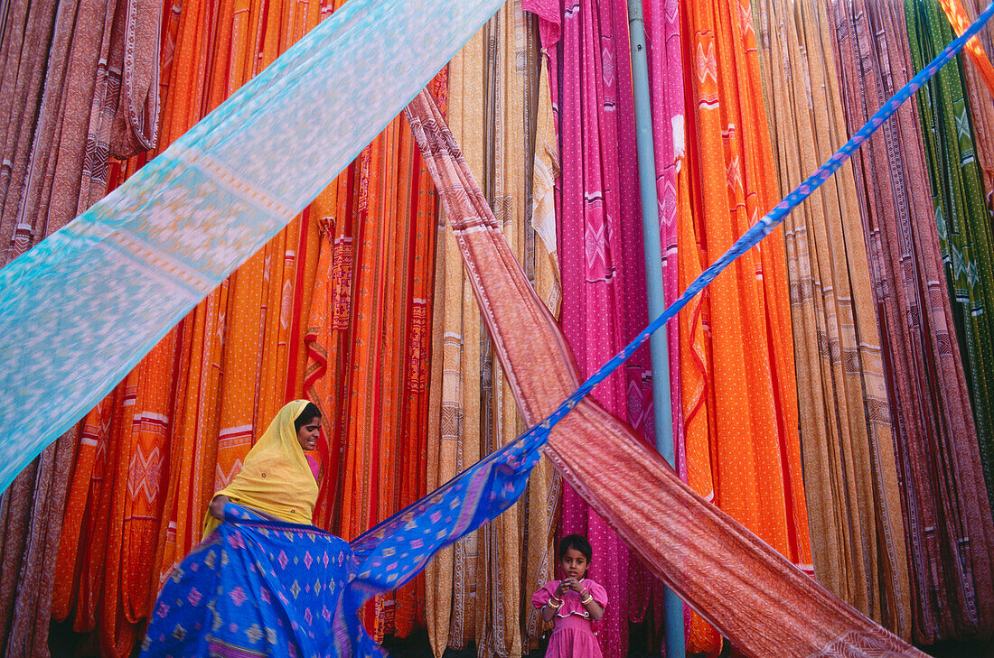 Sari-Produktion, Pali, Rajasthan, Indien