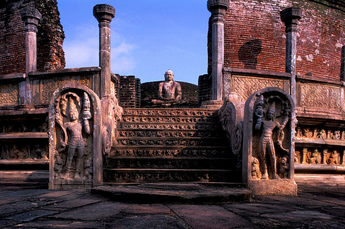 Buddha Statue, Vatadage, Polonnurara , North Central Provinz Sri Lanka