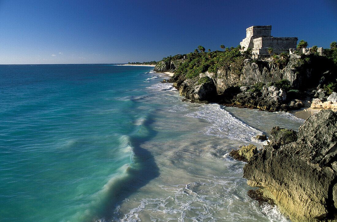Ruin of Tulum at the coast, Yucatan, Quintana Roo, Mexico, America