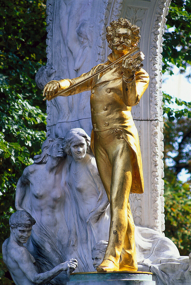 Johann Strauss Denkmal im Stadtpark, Wien, Österreich, Europa