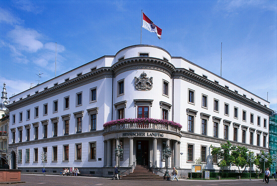 Blick auf hessisches Parlamentsgebäude, Wiesbaden, Hessen, Deutschland, Europa