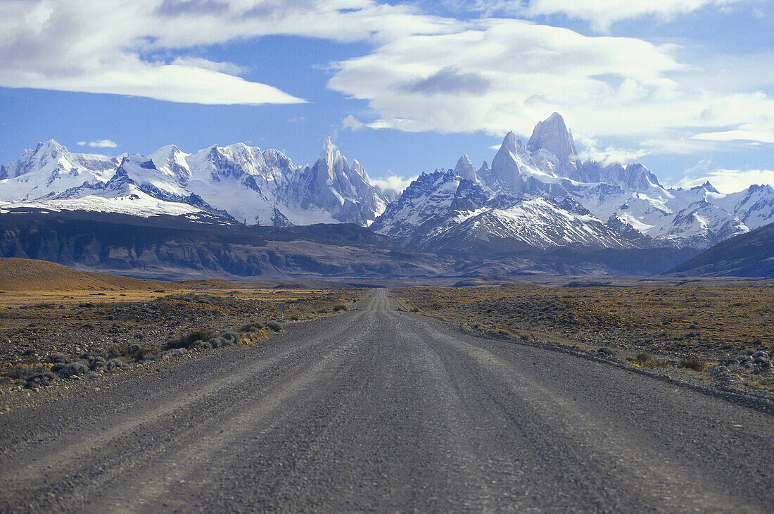 Empty road leading to Mount Fitz Roy, El Caltén, Patagonia, Argentina, South America, America
