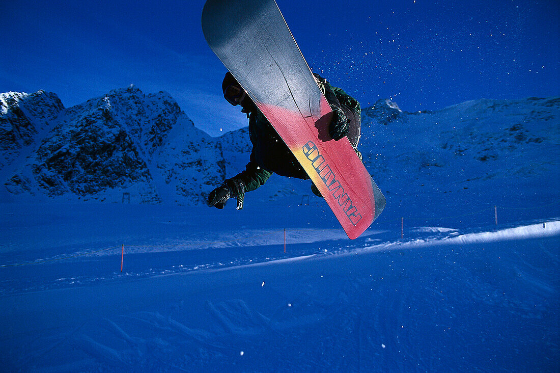 Snowboarder in the Halfpipe, Action, jump, Kaunertal, Tyrol, Austria