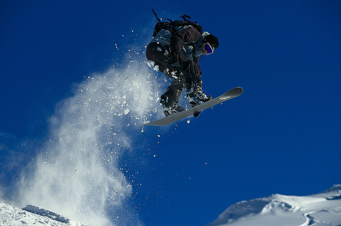 Snowboarder im Sprung, Action, Valluga, Arlberg, Tirol, Österreich