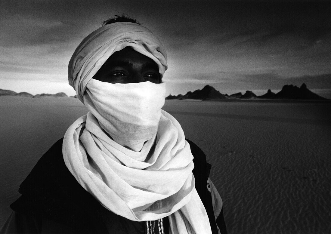 Tuareg, Tassili n' Ajjer Sahara, South Algeria
